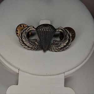 AirBourne Military Parachutist Badge Jumper Wings Pin 1/20 Sterling Silver Fill